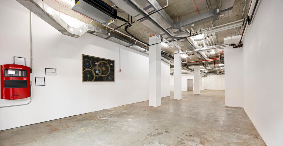 More Photos Of 470 Columbus Ave, New York Apartments For Lease