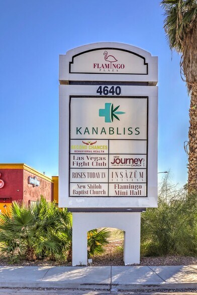 More Photos Of 4640 E Flamingo Rd, Las Vegas Storefront Retail Office For Lease