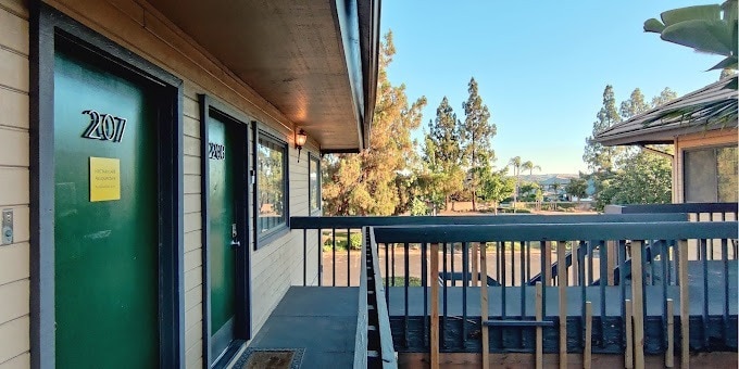 More Photos Of 1305 W Arrow Hwy, San Dimas Medical For Lease