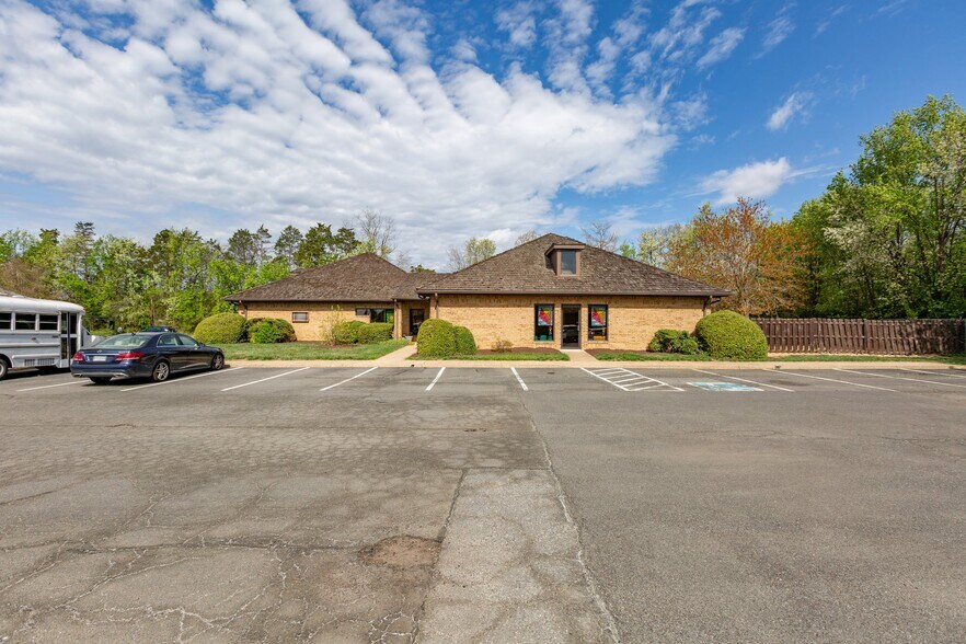 More Photos Of 415-416 Chatham Heights Rd, Fredericksburg Medical For Sale