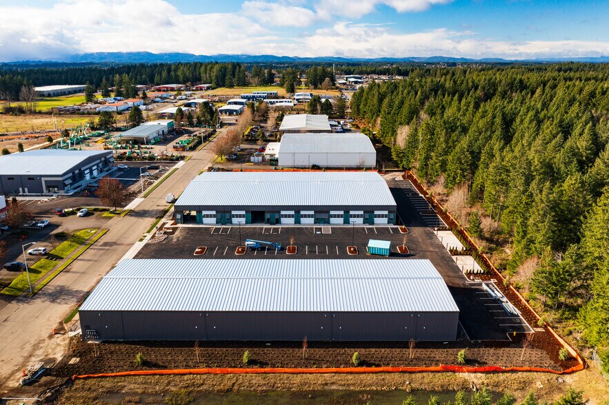 More Photos Of 7960 29th Ave NE, Lacey Distribution For Lease