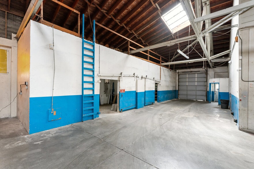 More Photos Of 1110 Colusa St, Vallejo Auto Repair For Sale
