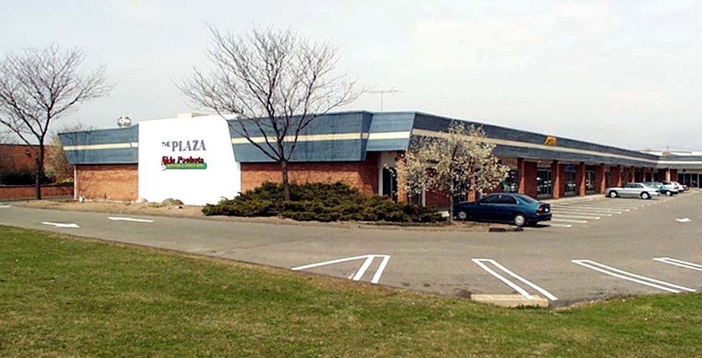More Photos Of 354 Woodmont Rd, Milford General Retail For Sale