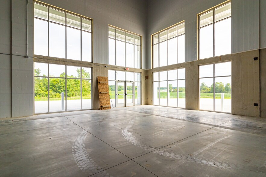 More Photos Of Bowman St, Mansfield Distribution For Lease