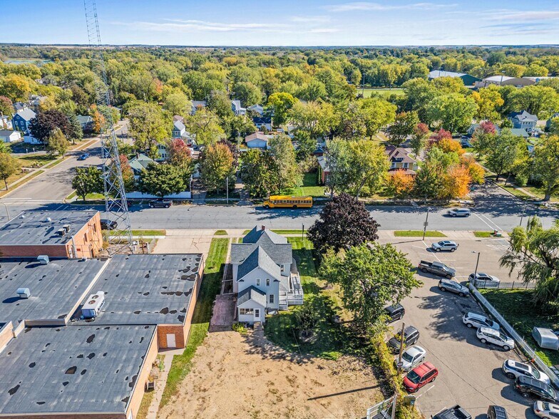 More Photos Of 227 S Arch Ave, New Richmond Office For Sale