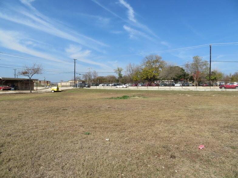 More Photos Of 11378 Shaenfield Rd, San Antonio Land For Sale