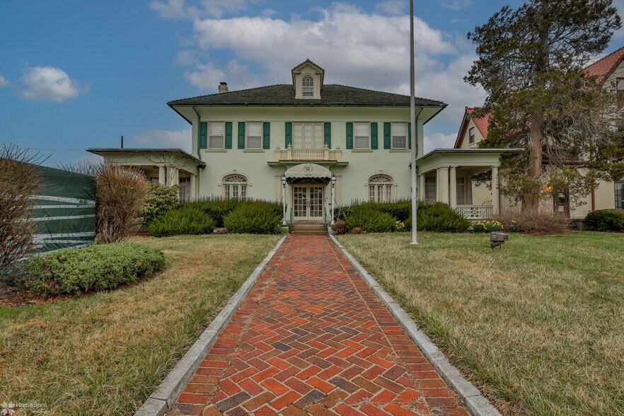 Primary Photo Of 1619 W Hamilton St, Allentown Funeral Home For Sale
