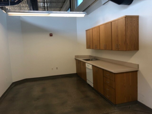 More Photos Of 756 S Redwood Rd, Salt Lake City Medical For Lease