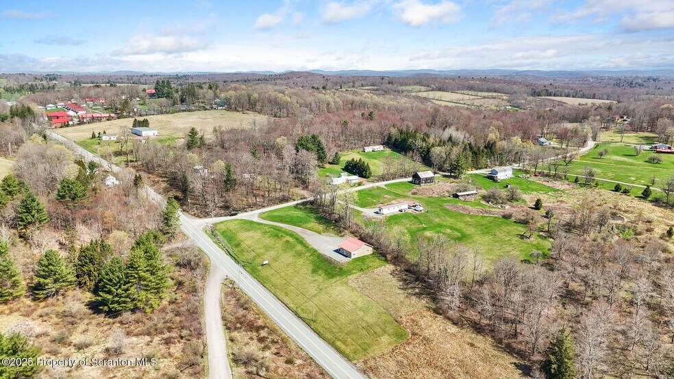 More Photos Of 6 Duran Rd, Equinunk Restaurant For Sale