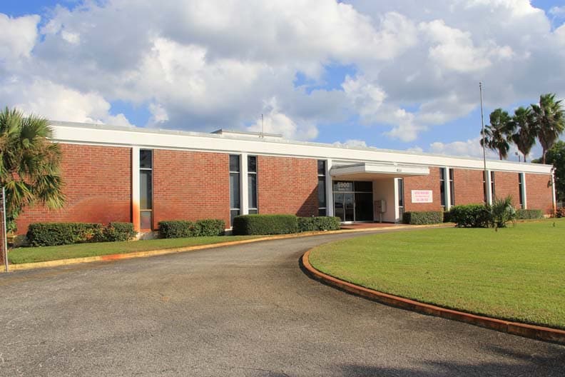 Primary Photo Of 5900 N Australian Ave, West Palm Beach Manufacturing For Lease