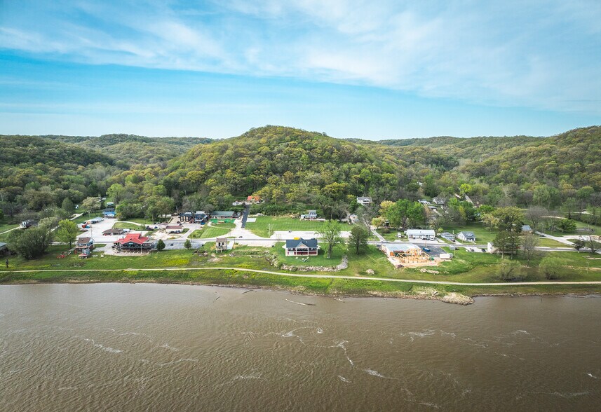 More Photos Of 1435 Main st, Grafton Specialty For Sale