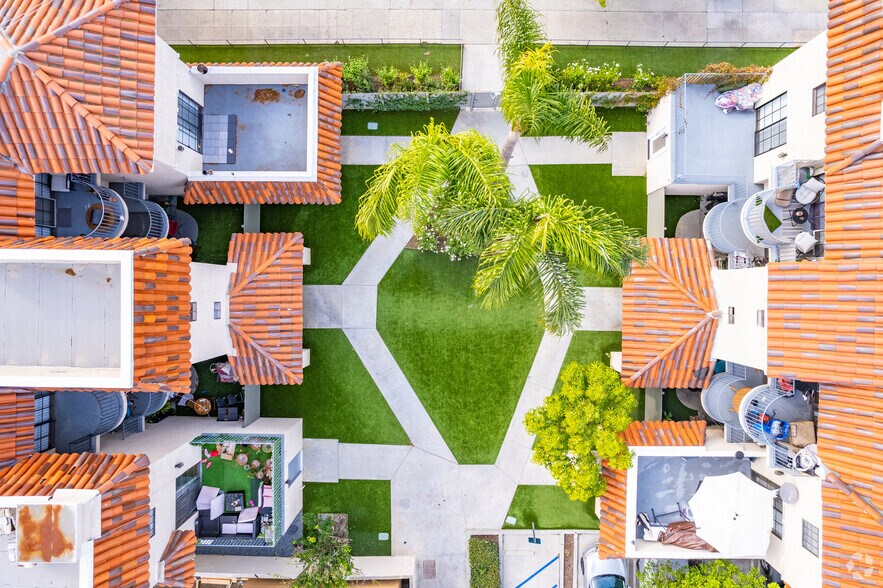 More Photos Of 4040-4060 S Hoover St, Los Angeles Apartments For Sale