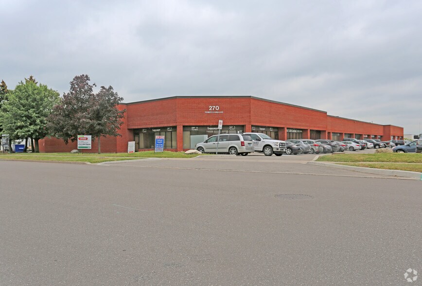 More Photos Of 270 Pennsylvania Ave, Vaughan Light Distribution For Sale