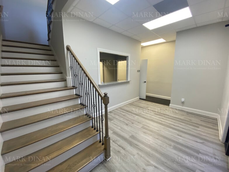 More Photos Of 200 Village Dr, Pelham Office For Sale