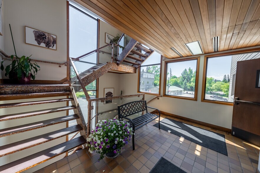 More Photos Of 100 2nd St E, Whitefish Office For Sale