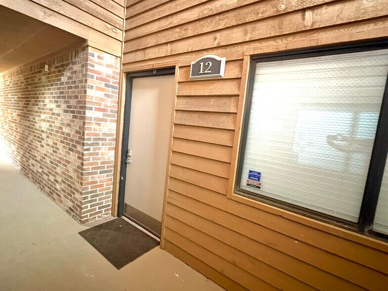 More Photos Of 9776 San Jose Blvd, Jacksonville Medical For Sale