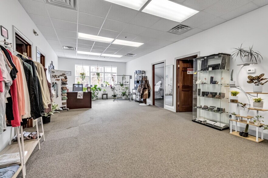 More Photos Of 2-85 Bristol Ln, Ellicottville General Retail For Sale