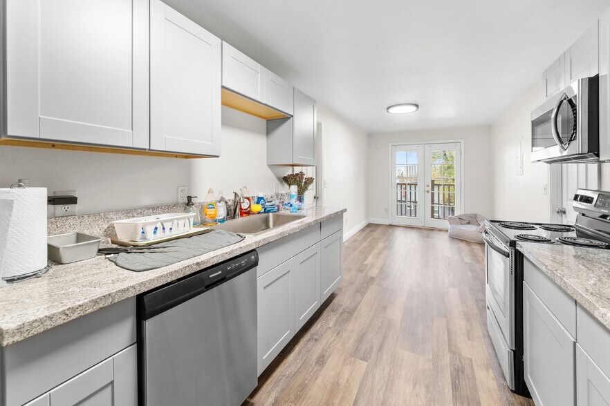 More Photos Of 1133 Buena Vista Ave, Reno Apartments For Sale