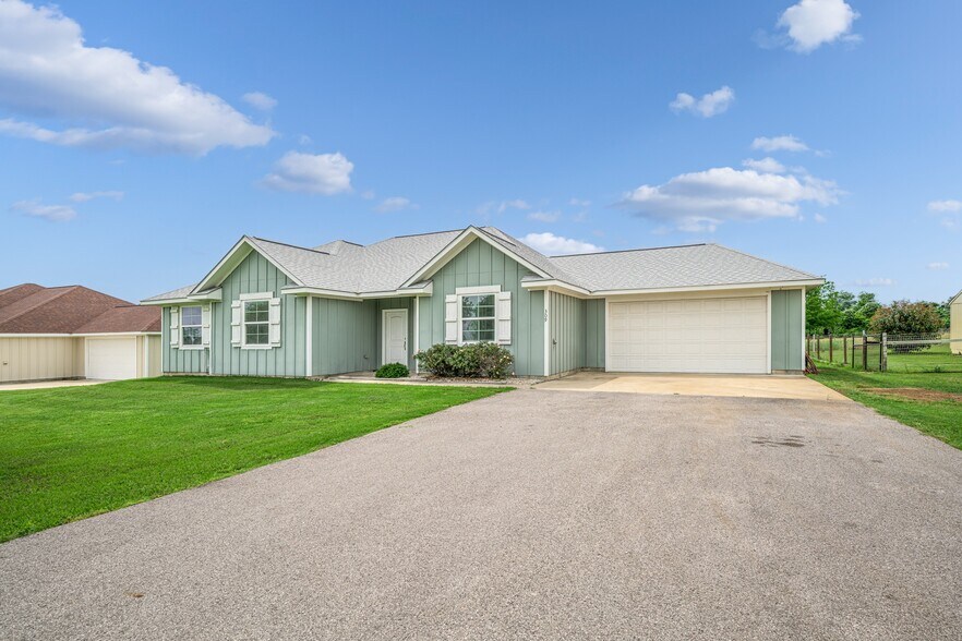 More Photos Of 305 O Malley Rd, Brenham Land For Sale