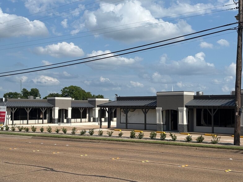 Primary Photo Of 202 W Center St, Duncanville Freestanding For Lease