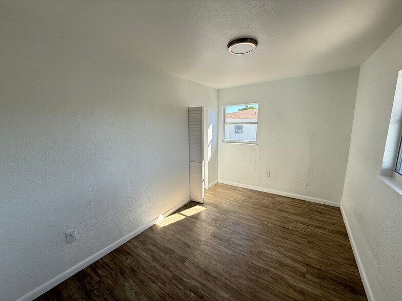 More Photos Of 236 SW 10th Ave, Miami Apartments For Sale