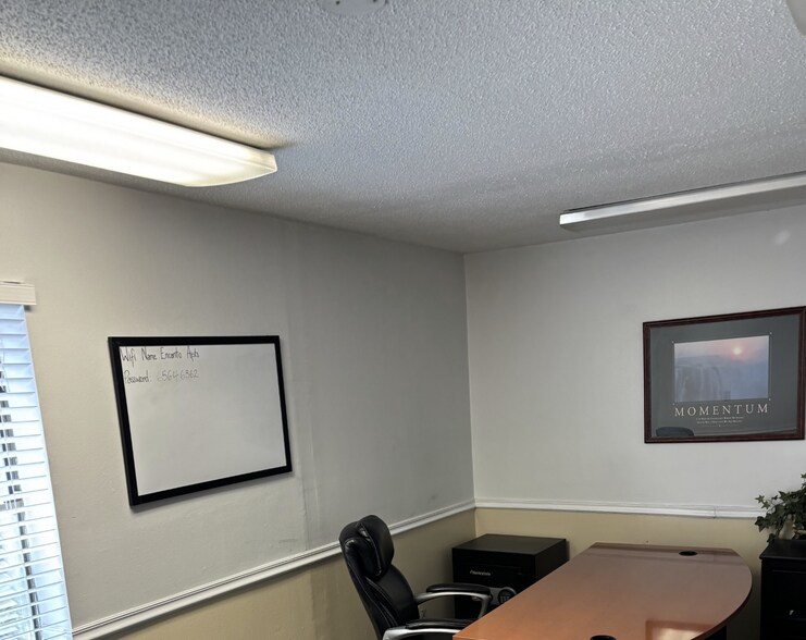 More Photos Of 225 Main St, Destin Office Residential For Lease