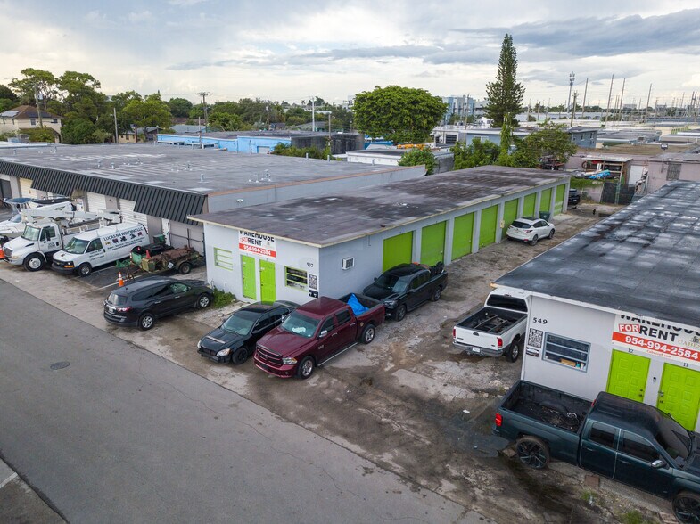 More Photos Of 537-549 NE 34th St, Oakland Park Distribution For Sale