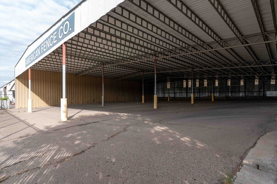 More Photos Of 7212 E Main St, Farmington Warehouse For Sale