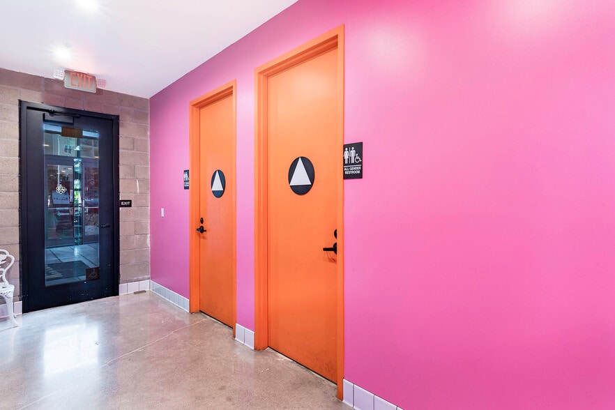 More Photos Of 500 W Broadway, Long Beach Apartments For Lease