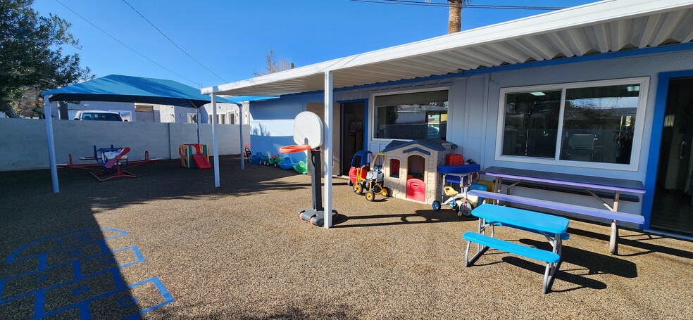More Photos Of 3707 Vegas Dr, Las Vegas Daycare Center For Sale