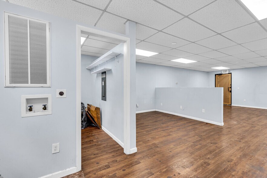 More Photos Of 75 Lacey Rd, Whiting Medical For Lease