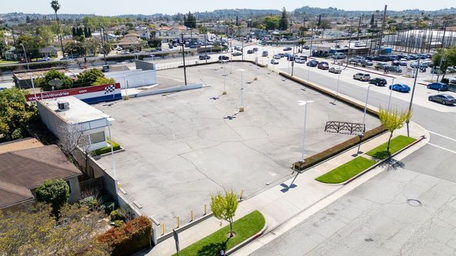 More Photos Of 400 S Atlantic Blvd, Alhambra Auto Dealership For Sale