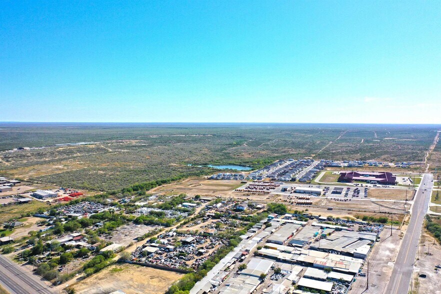 More Photos Of ABST 3084 POR 33, Laredo Land For Sale
