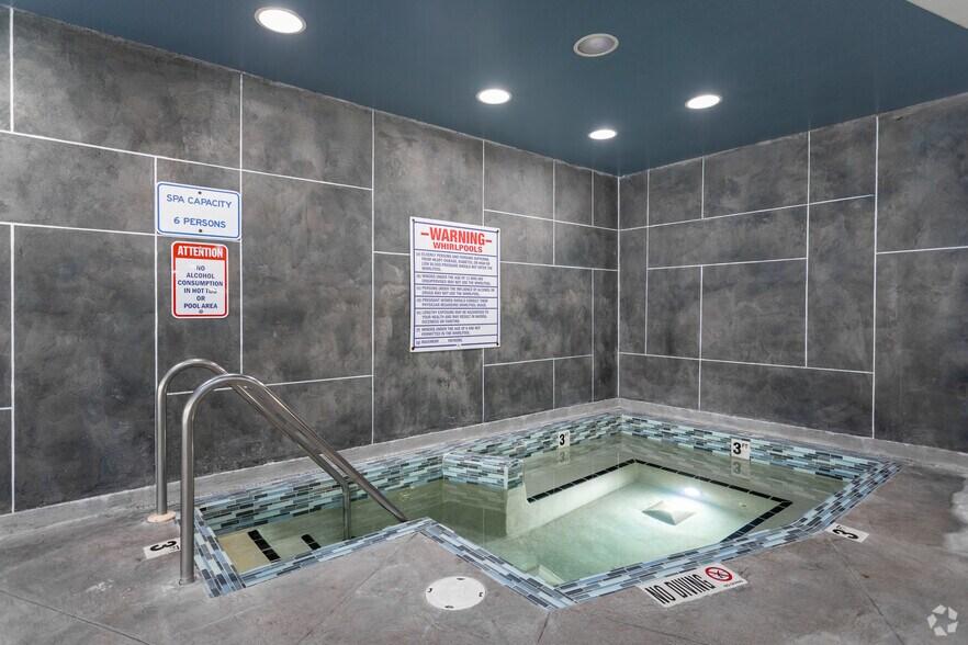 More Photos Of 5511 W National Ave, Milwaukee Apartments For Sale