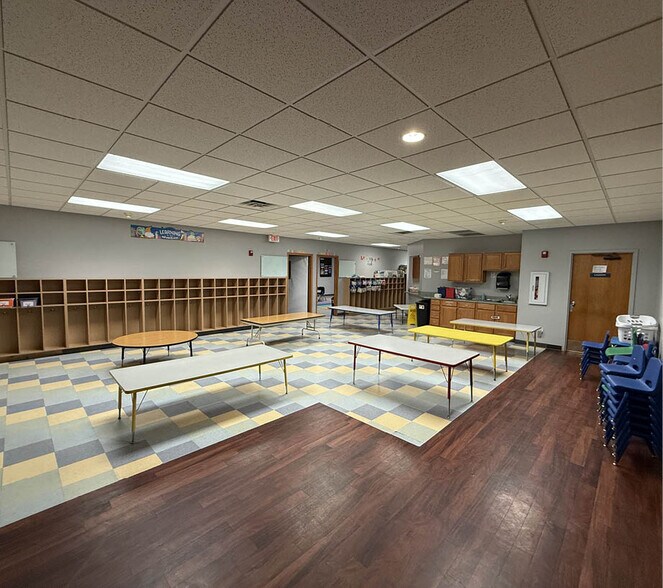 More Photos Of 20111 Roberts St, Elkhorn Daycare Center For Sale