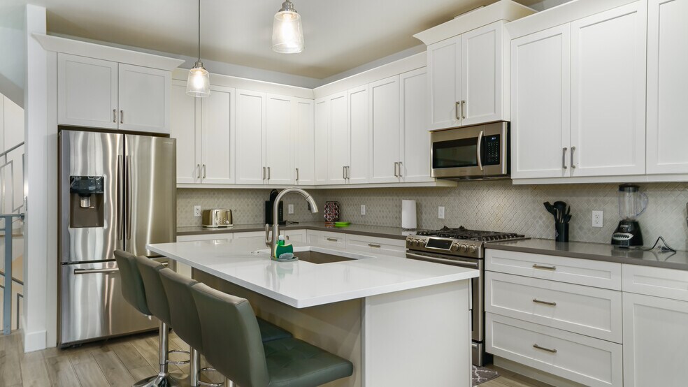 More Photos Of 3770 County Line Rd, Tequesta Apartments For Sale