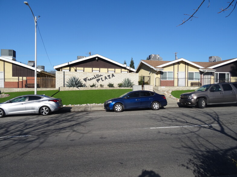 Primary Photo Of 4300 Columbus St, Bakersfield Apartments For Sale