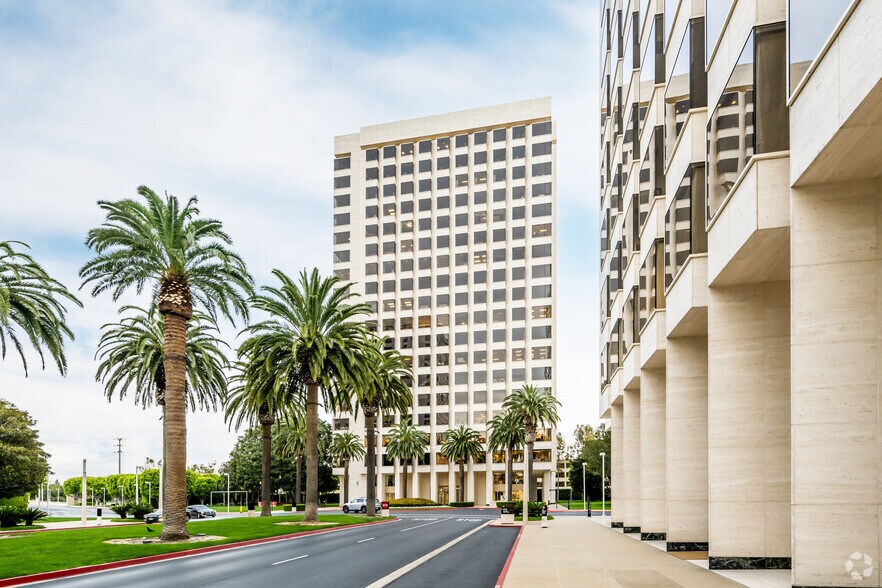 More Photos Of 5 Park Plaza, Irvine Office For Lease