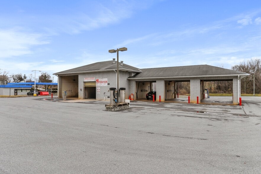 More Photos Of 1424 Doron Dr, Chambersburg Carwash For Sale
