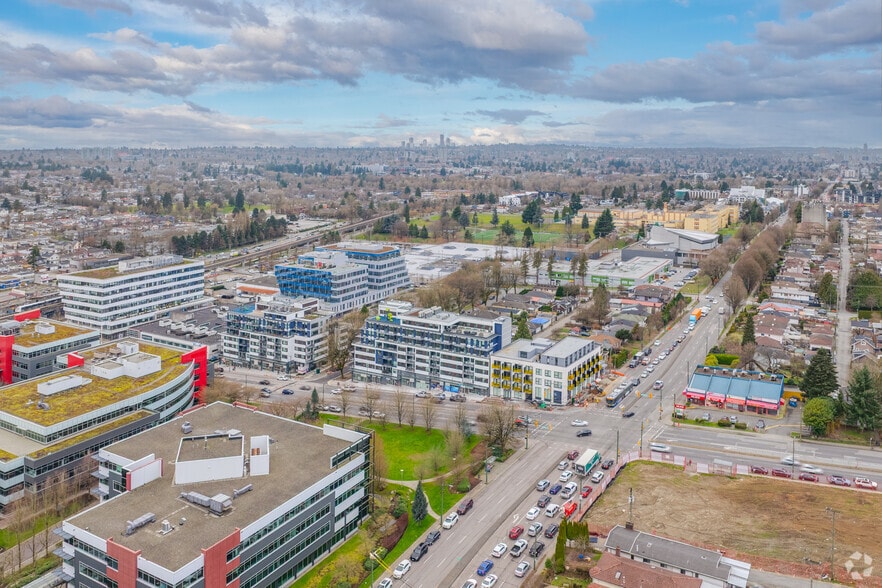 More Photos Of 2895 10th Av, Vancouver Apartments For Lease