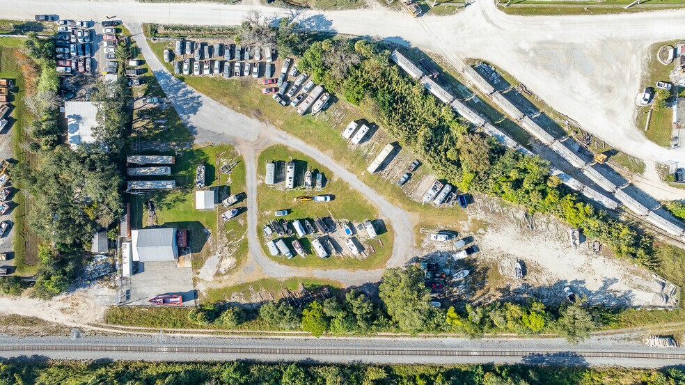 Primary Photo Of 200 Railroad Ave, Edgewater Service For Sale