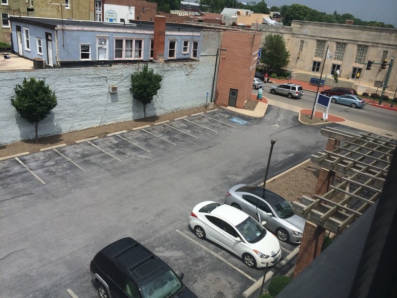 More Photos Of 33 W Franklin St, Hagerstown Coworking Space