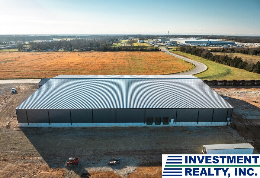 More Photos Of 405 Matlock Dr, Saint James Industrial For Lease