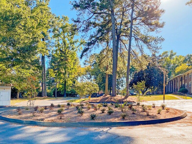 More Photos Of 2109 Elvira St, Fayetteville Apartments For Sale