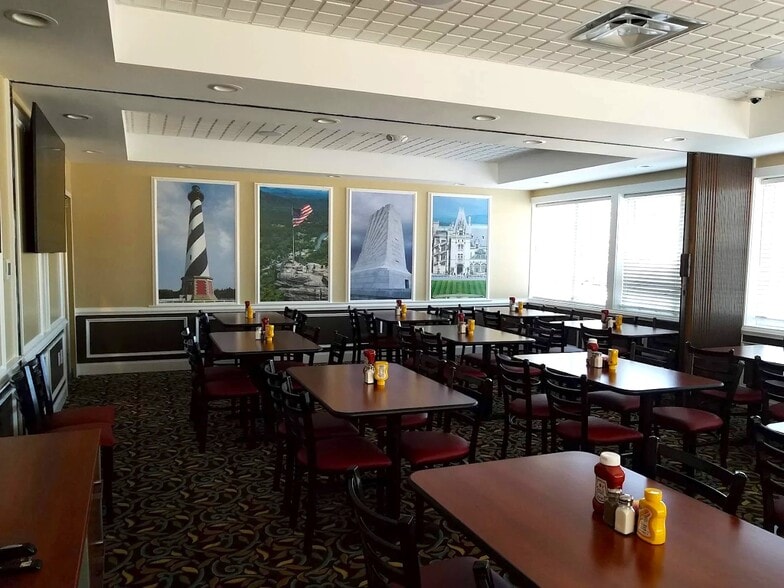 More Photos Of 1420 E Broad St, Fuquay Varina Restaurant For Sale