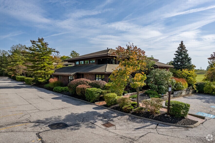 More Photos Of 3781-3799 Green Rd, Beachwood Office For Lease