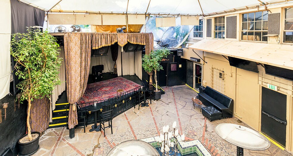 More Photos Of 6646 Hollywood Blvd, Hollywood Storefront Retail Office For Sale