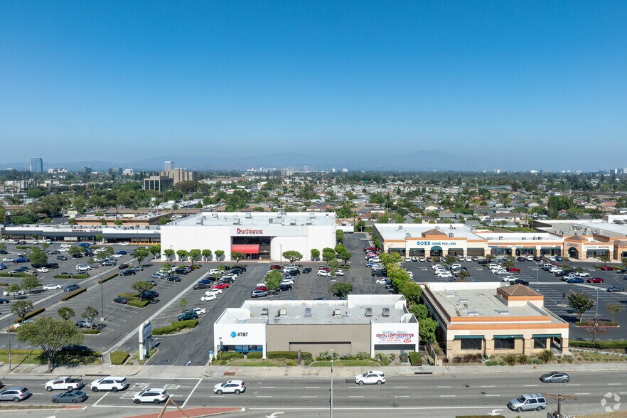 More Photos Of 13200-13220 Harbor Blvd, Garden Grove Unknown For Lease