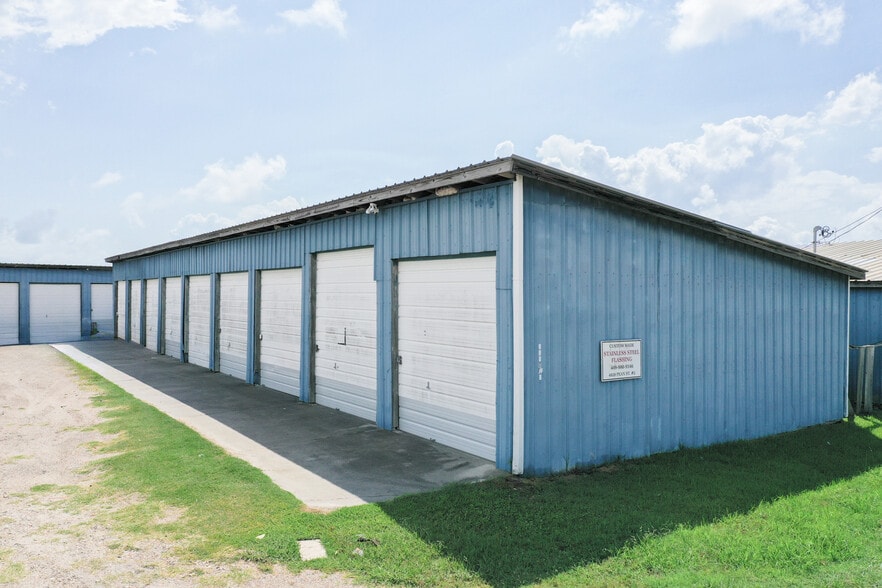 More Photos Of 4820 Pean St, Galveston Warehouse For Sale