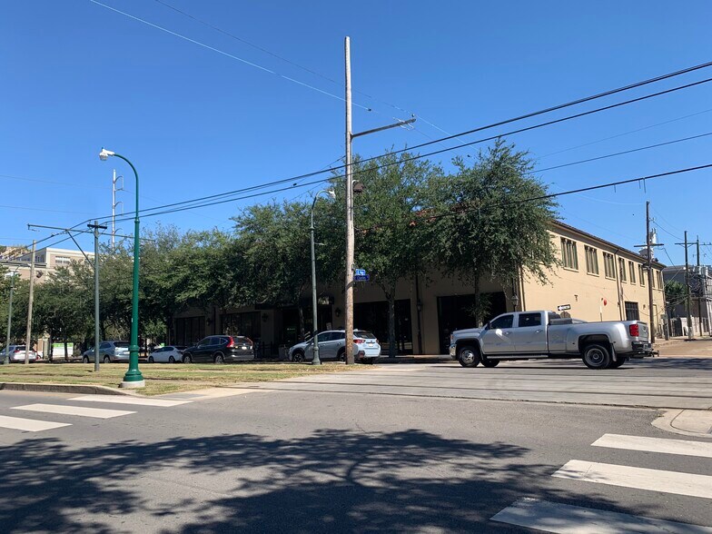 More Photos Of 1820 St. Charles Ave, New Orleans Office For Lease